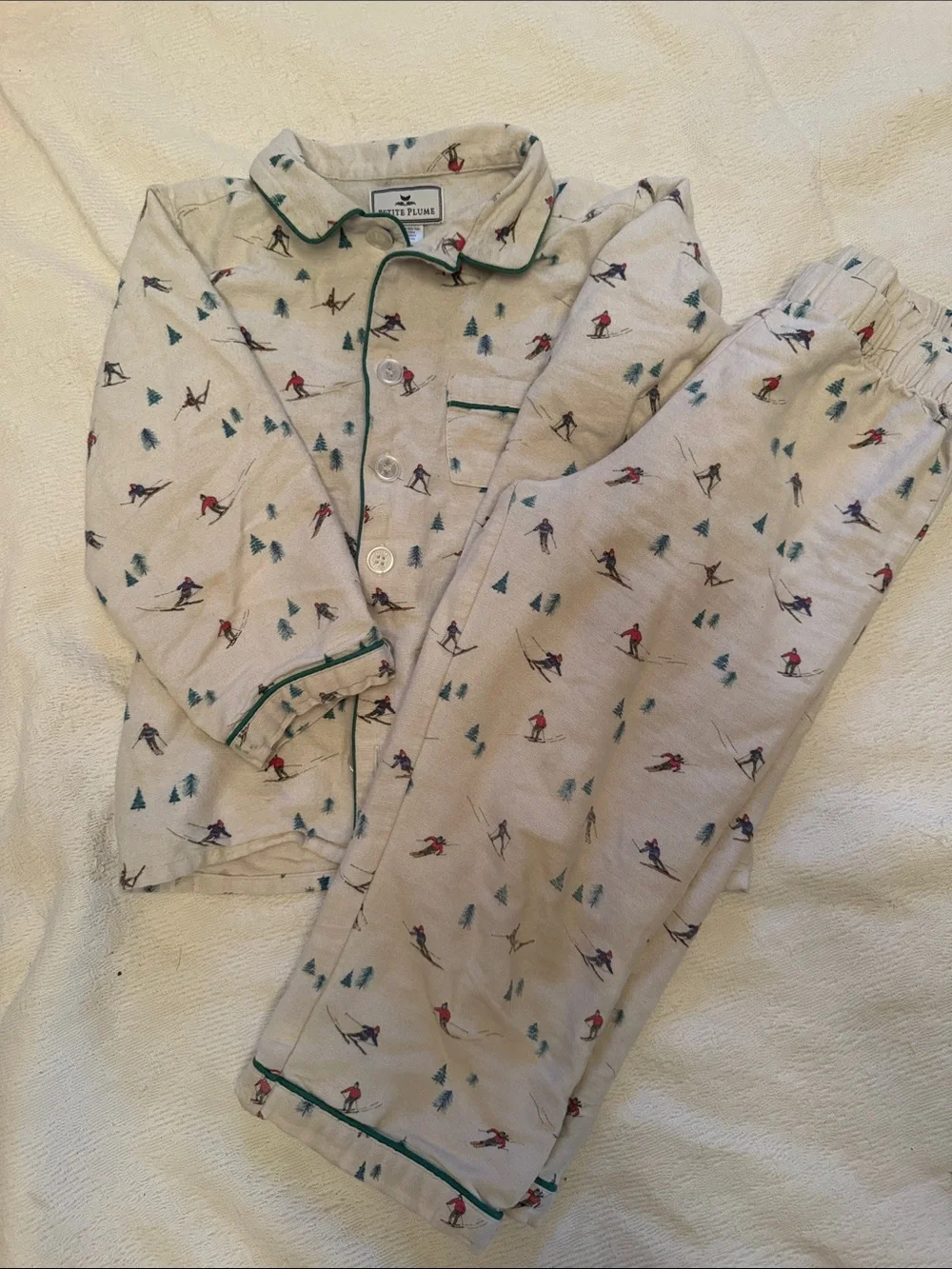Children's Petite Plume Ski Print Pajama Set - Cream with Green Trim